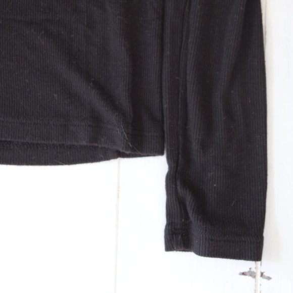 GAP Black Ribbed Long Sleeve Turtleneck - Picture 6 of 7